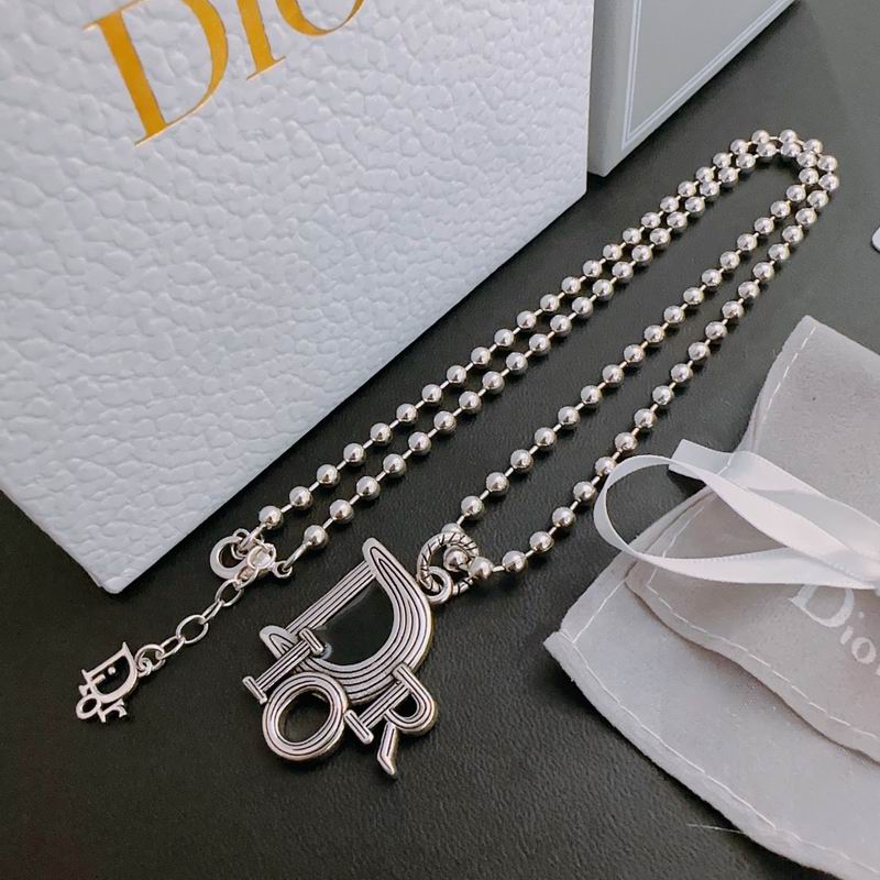 Dior Necklace 04lyr219